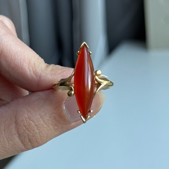 Vintage Avon 1979 Earthstone Ring - Picture 1 of 4